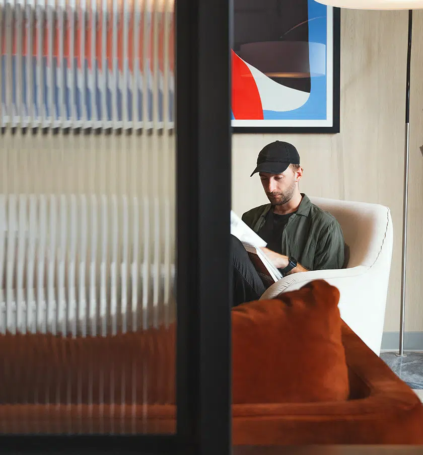 uhaus lounge and dining north 15th floor