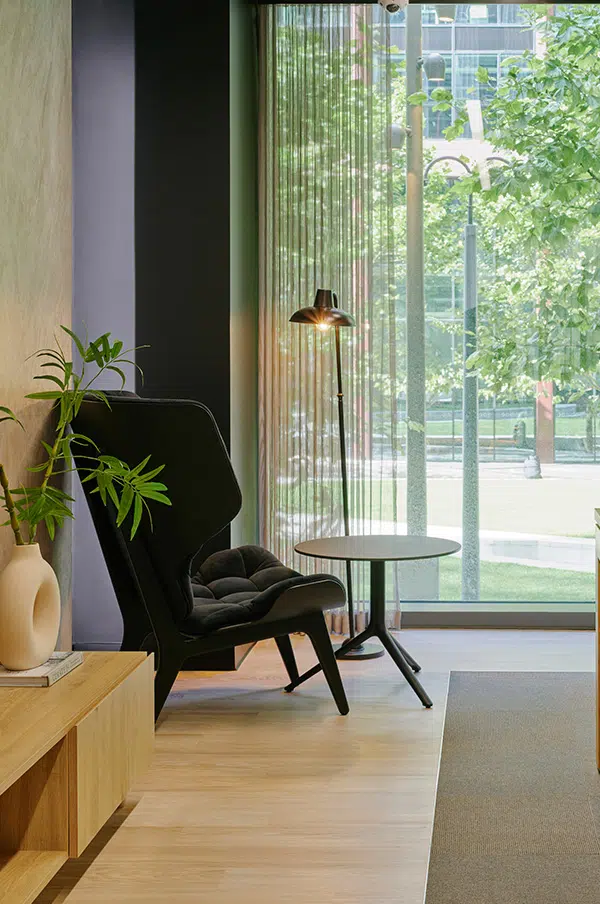 uhaus workspace east mezzanine