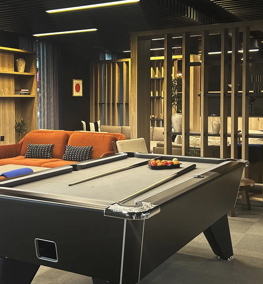 uhaus north 15th floor lounge