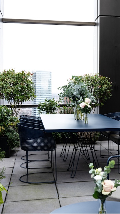 lounge 35 terrace day shot